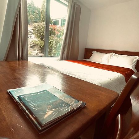 Ming'S Lakeside Goldleaf Suites ควีนส์ทาวน์ ภายนอก รูปภาพ